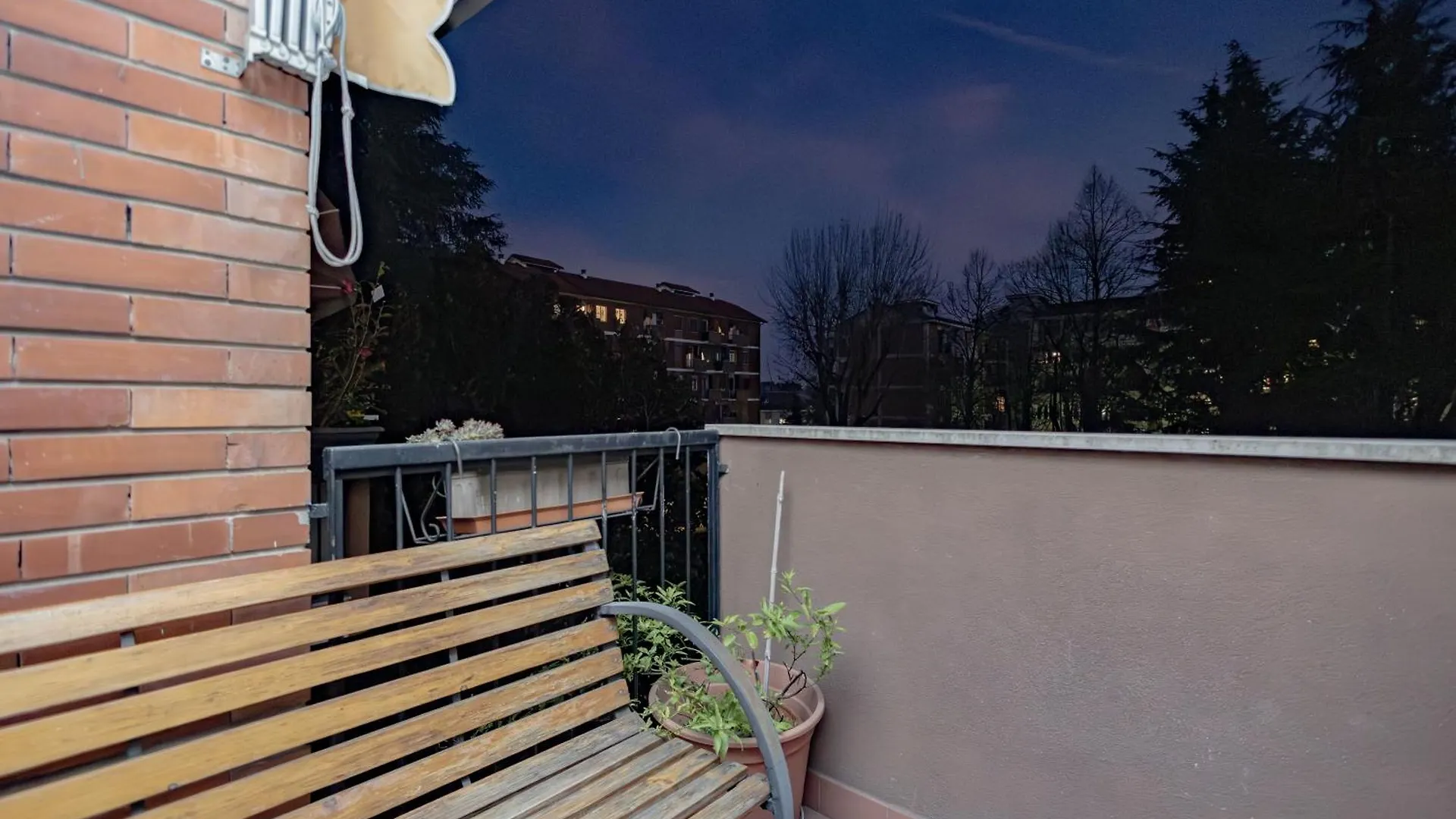 מילאנו Xenia Apartments - Spacious Apt Near Linate Airport איטליה